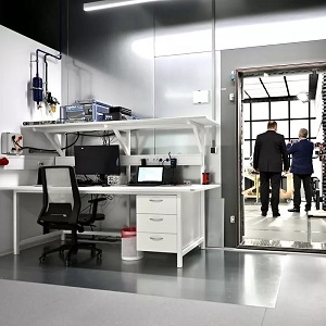 SiQ Unveils State-of-the-Art EMC Chamber for Automotive Testing